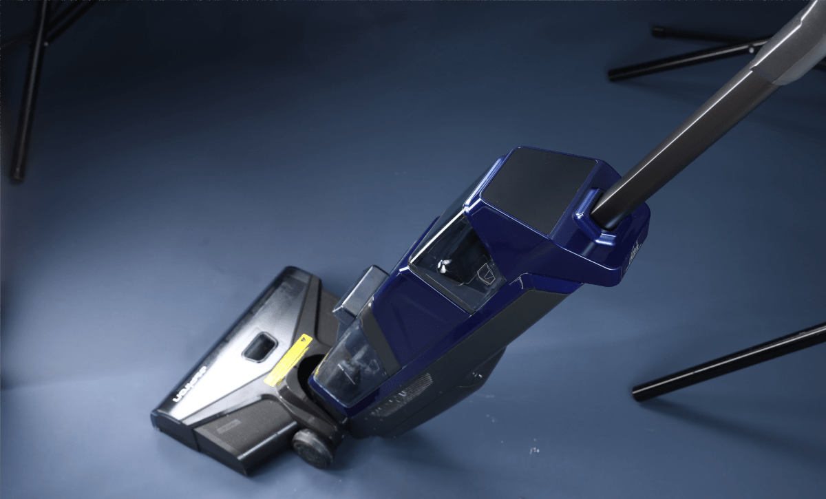 Why You Should Be Using a Wet and Dry Vacuum Cleaner to Clean Your Hardwood Floor